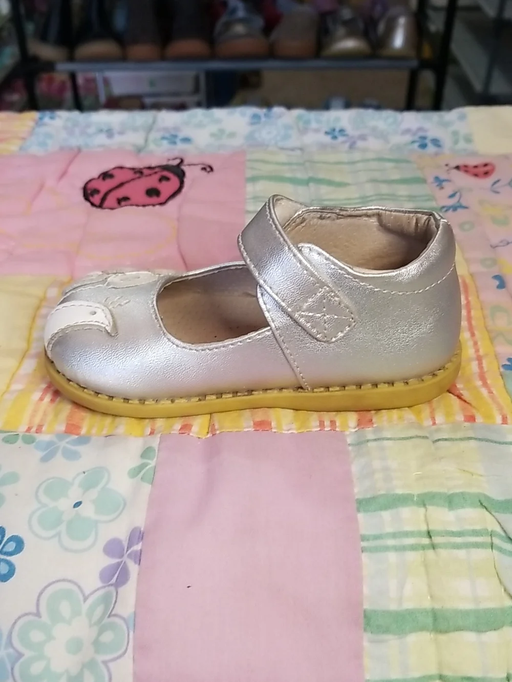 Livie & Luca Silver Leather Mary Jane Shoes with White Peacocks Size 5